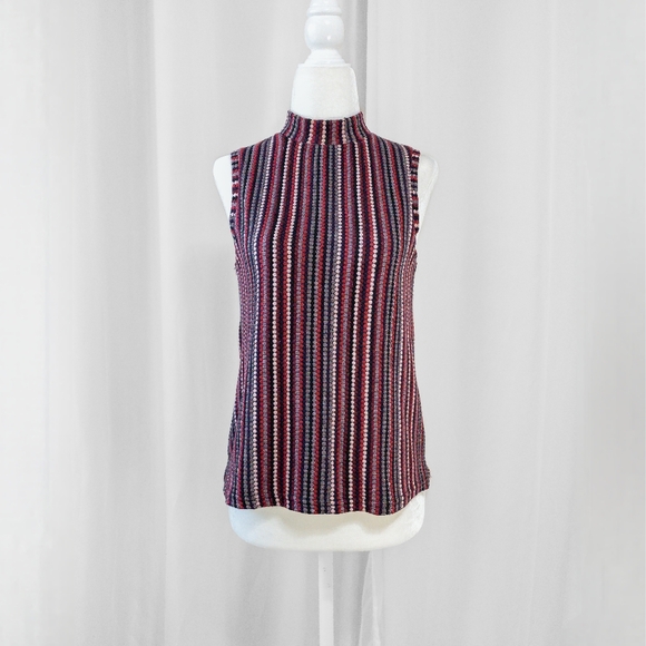 Sleeveless pink and purple mock neck tapestry blouse - Picture 1 of 6